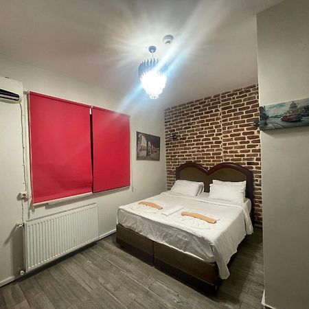 Grand Bella Vista Hostel Istanbul Bagian luar foto