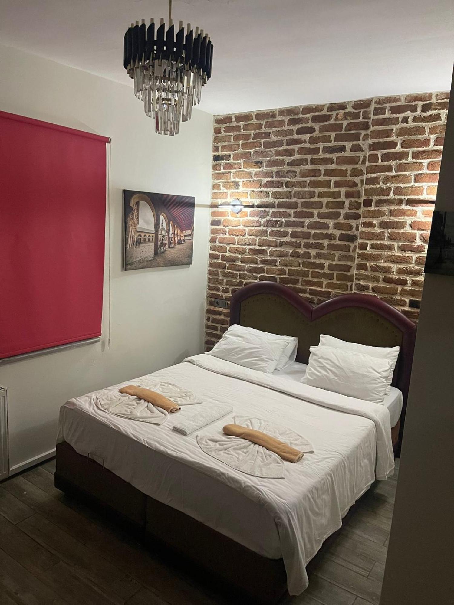 Grand Bella Vista Hostel Istanbul Bagian luar foto