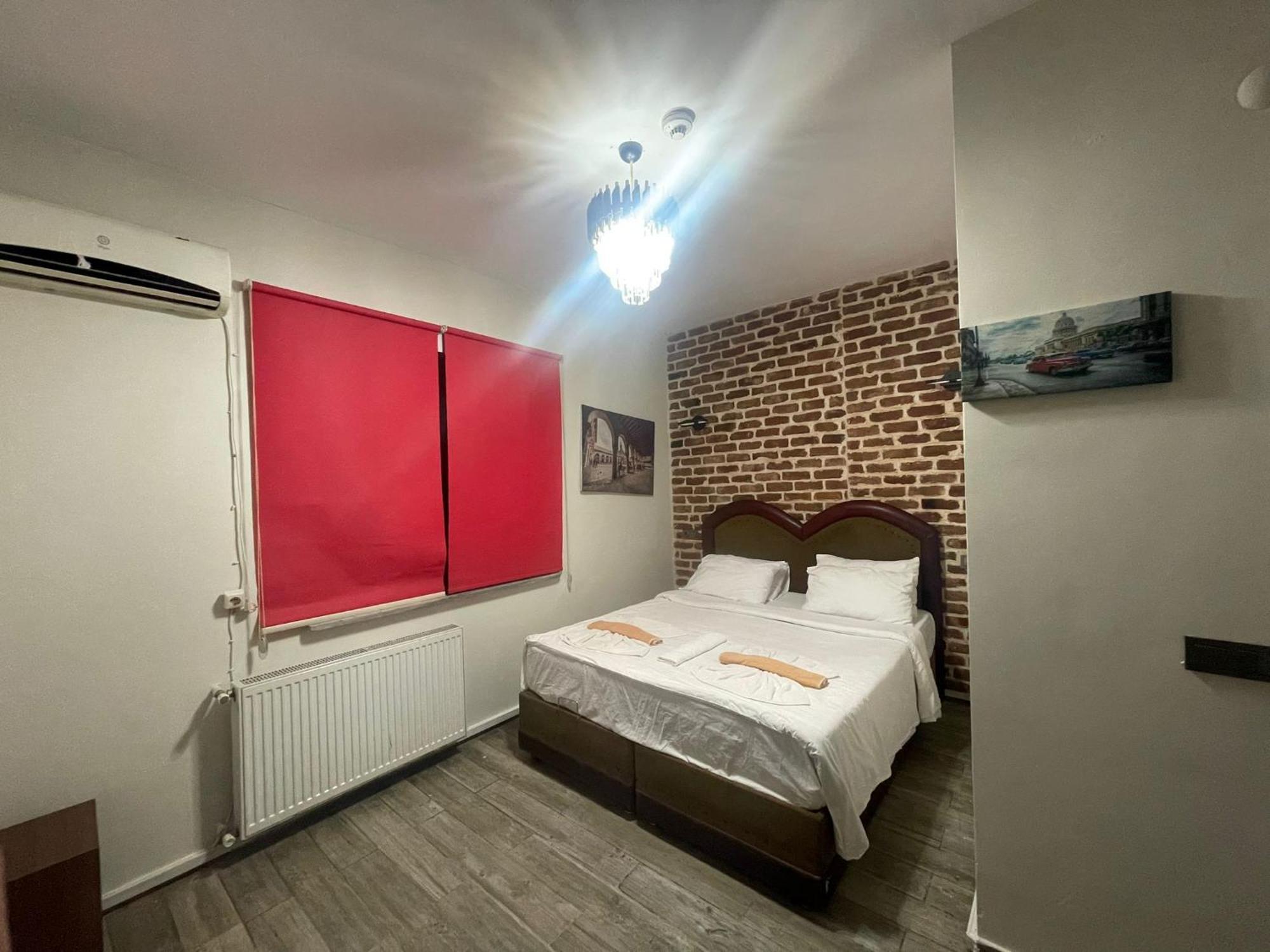 Grand Bella Vista Hostel Istanbul Bagian luar foto