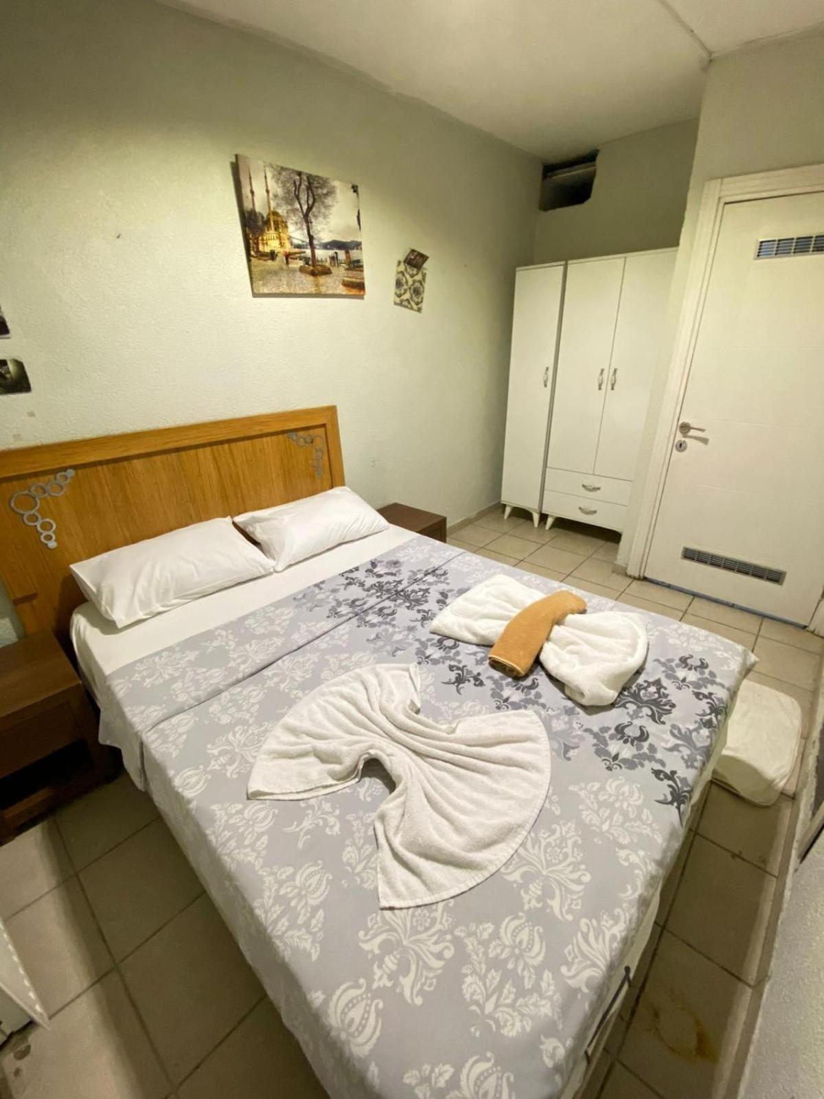 Grand Bella Vista Hostel Istanbul Bagian luar foto