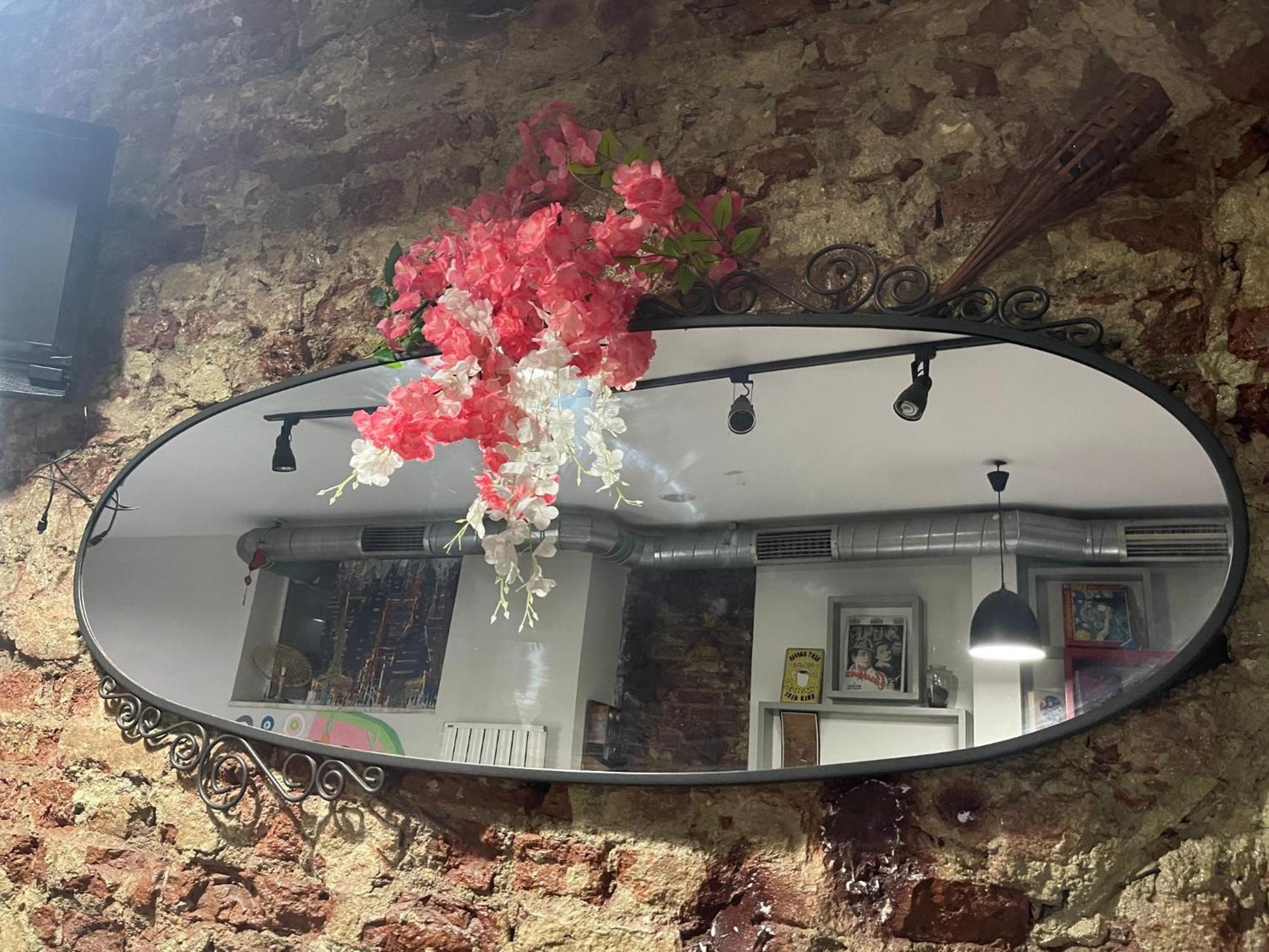 Grand Bella Vista Hostel Istanbul Bagian luar foto